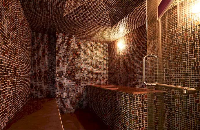 Sauna ou hammam à domicile : quelles contraintes techniques ?