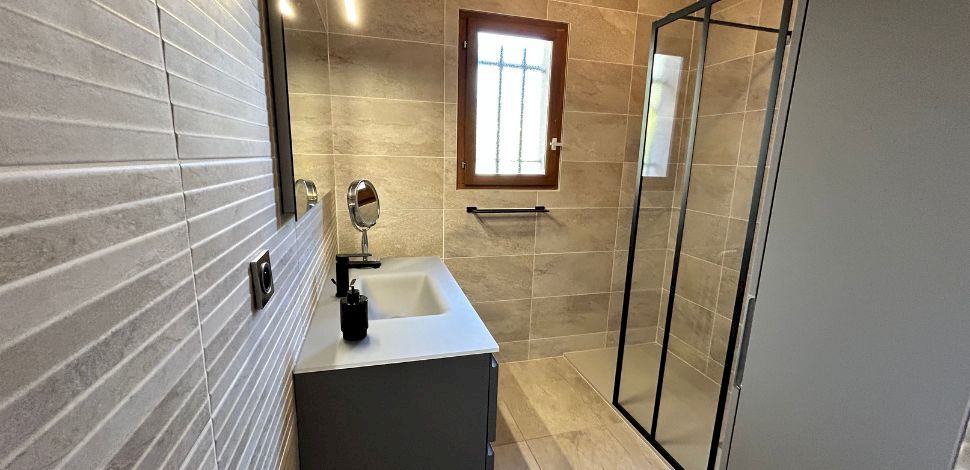 Rénovation d’une salle de bains de 7 m² dans le 64 à Saint-Jammes