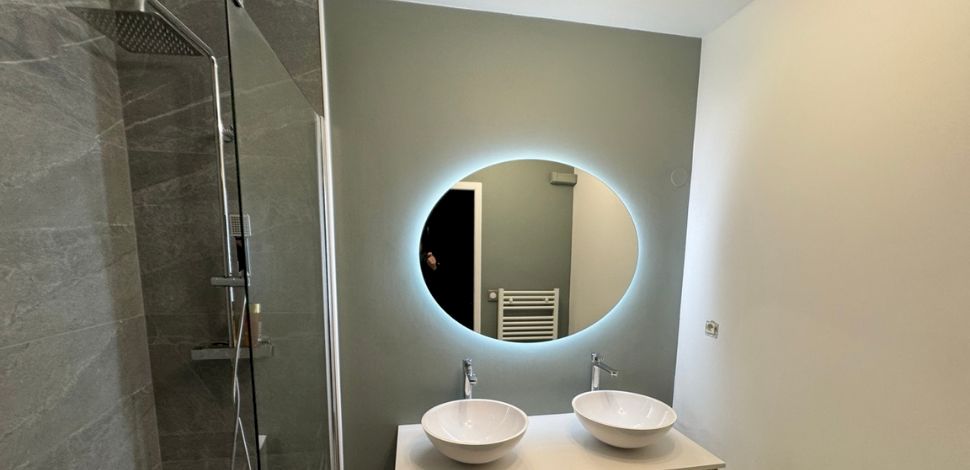 Transformation d’une salle de bains de 3,5m2 à Solaize (69) - Avenir Rénovations
