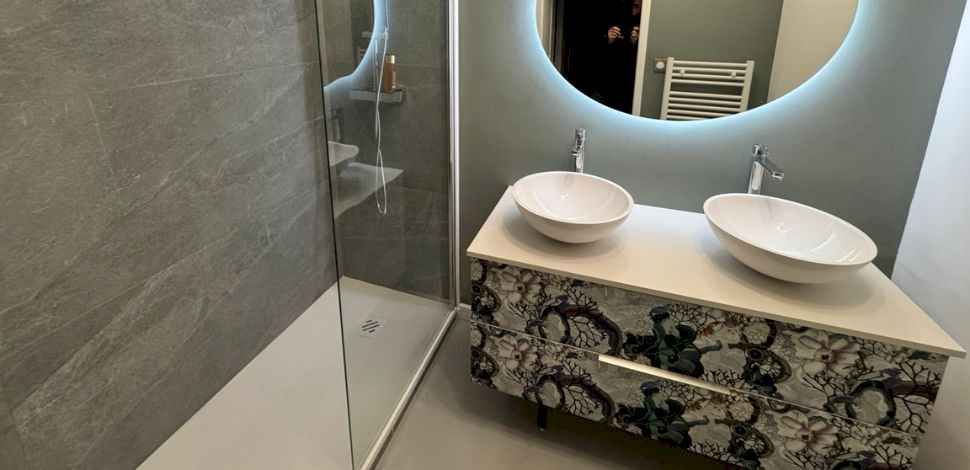 Transformation d’une salle de bains de 3,5m2 à Solaize (69) - Avenir Rénovations