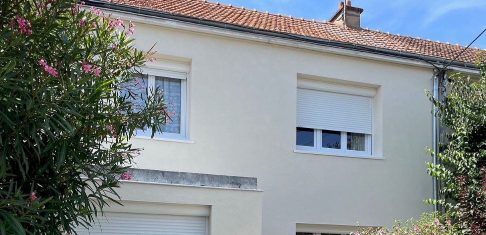 Isolation thermique extérieure et isolation des combles d’une maison à Saint-Pierre-des-Corps (37) - Avenir Rénovations