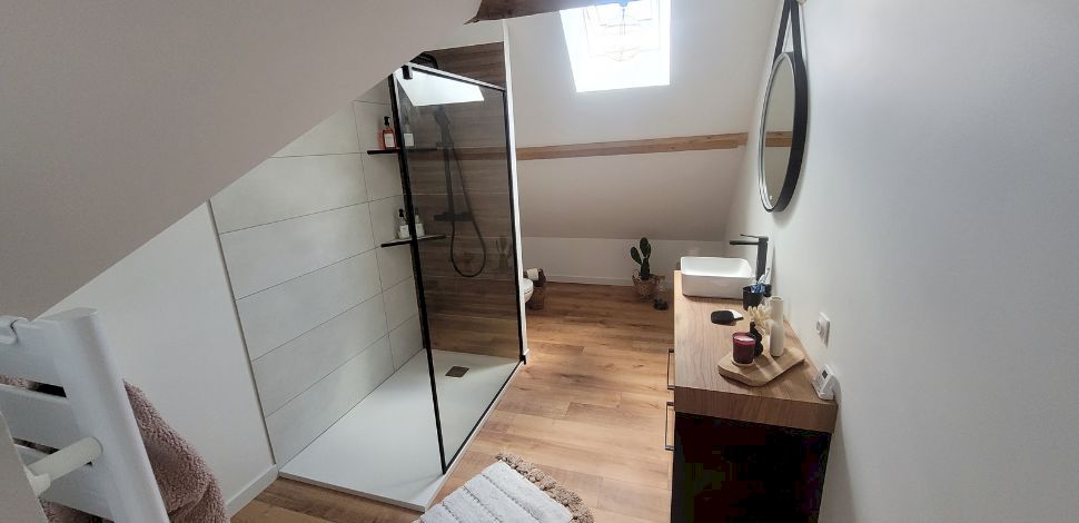 Création d’une salle de bains parentale de 13 m² à Courlon-sur-Yonne (89) - Avenir Rénovations