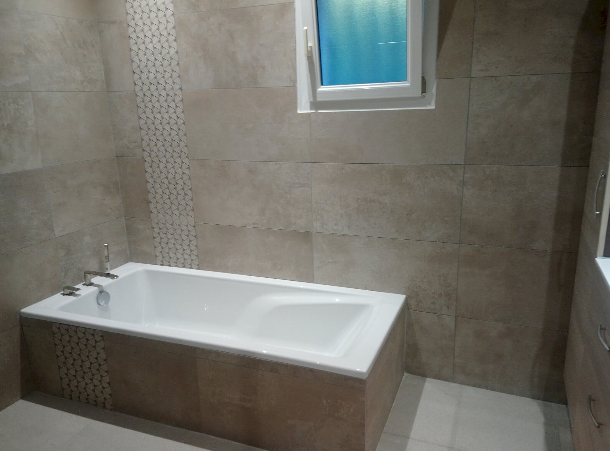 Rénovation d'une salle de bains à Toulon (83) - Avenir Rénovations