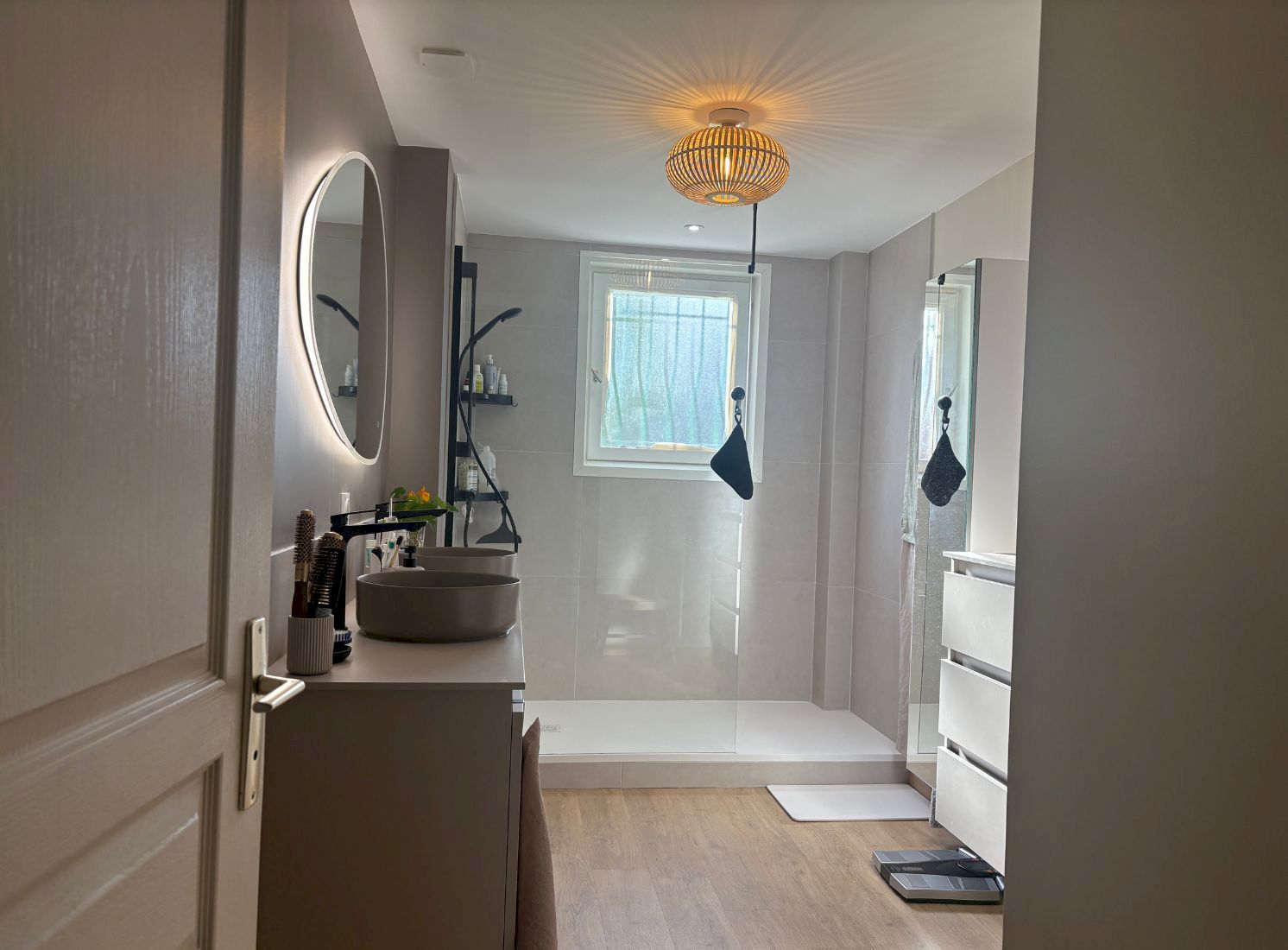 Rénovation d'une salle de bain de 10m2 à Andrézieux-Bouthéon (42) - Avenir Rénovations