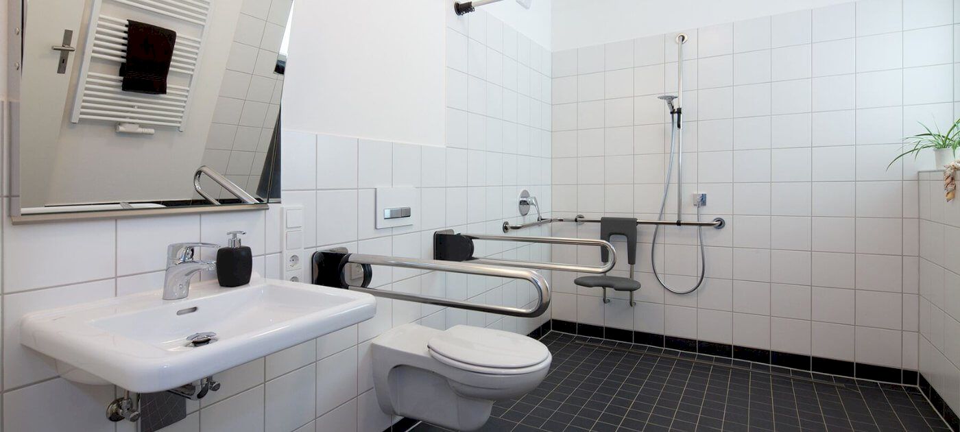 Aménagement salle de bains PMR à Paris Ouest