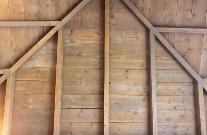 Rénovation de plafonds en lambris, quels types choisir ?