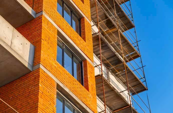 Comment se déroule un projet de rénovation de maison à Aubenas ?