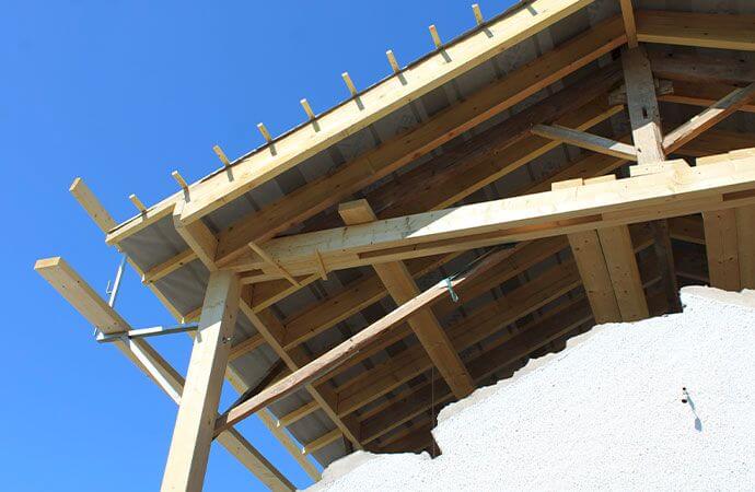Quelles étapes pour sécuriser un projet de surélévation de maison à Mayotte ?